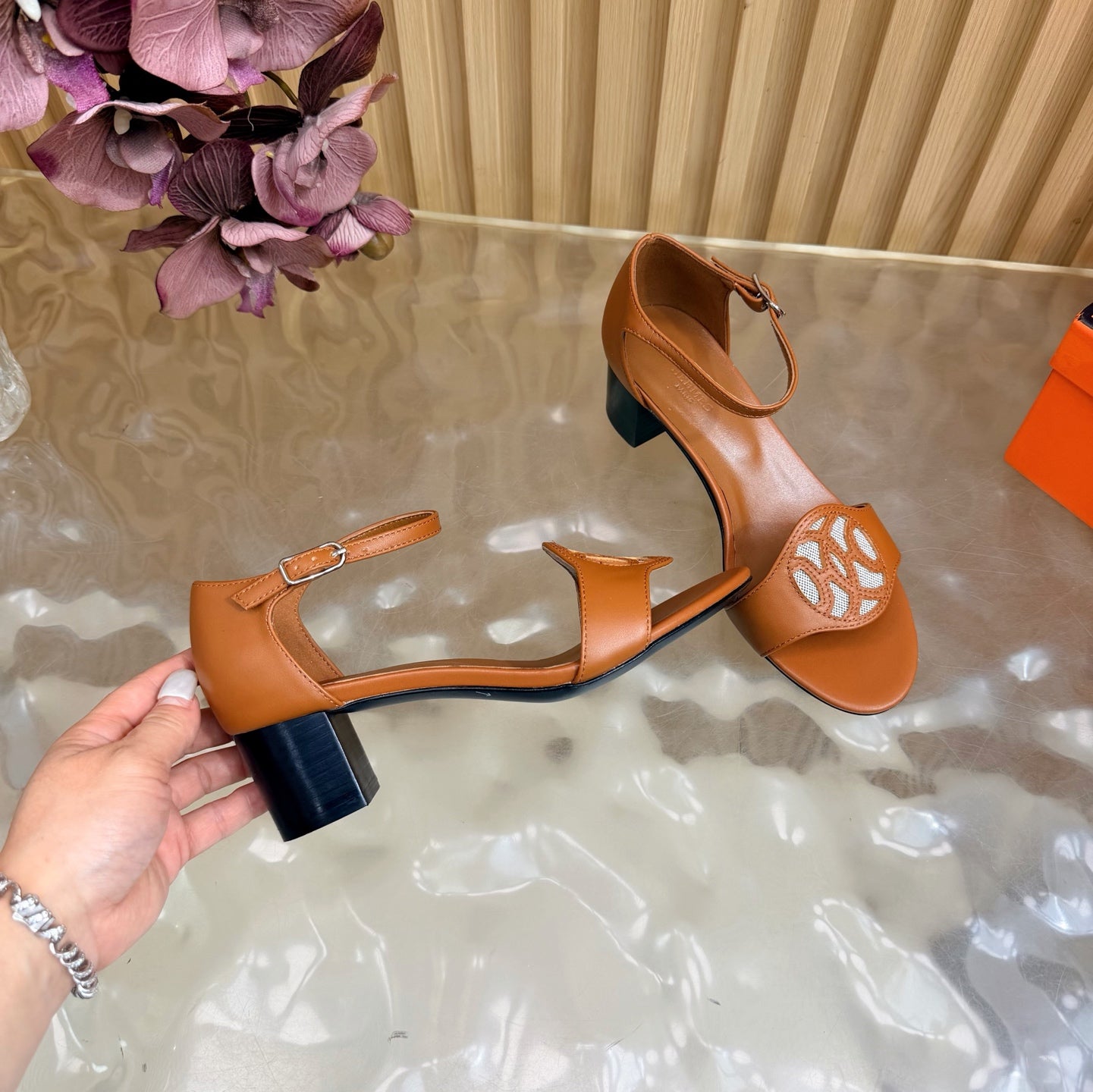 Roman Heel Leather Sandals | Vintage Elegant Block Heel Sandals