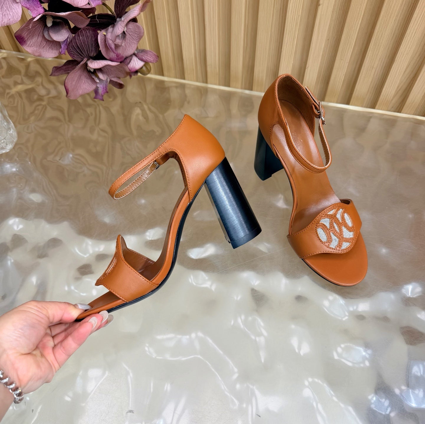 Roman Heel Leather Sandals | Vintage Elegant Block Heel Sandals
