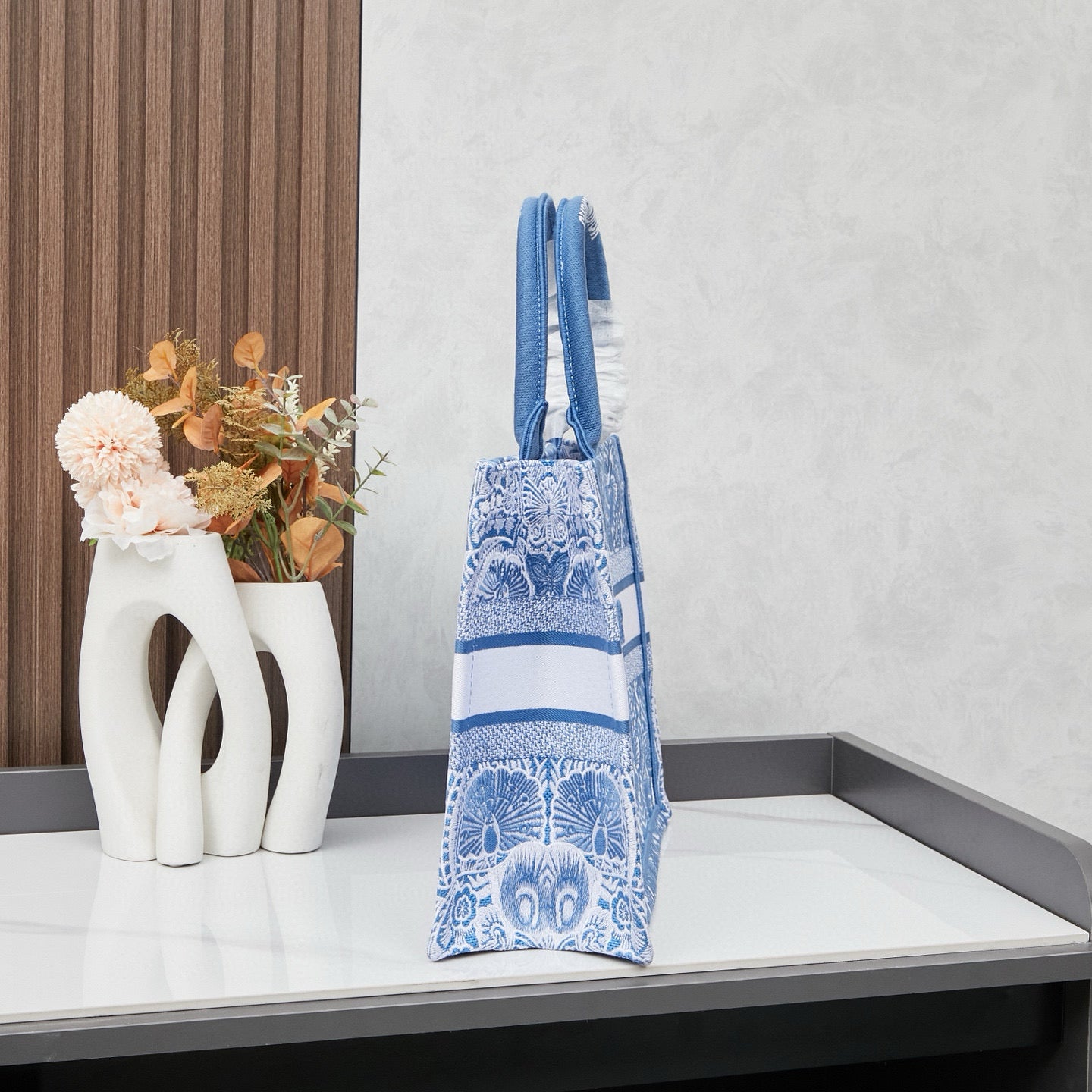 D Book Tote ( light blue butterfly )
