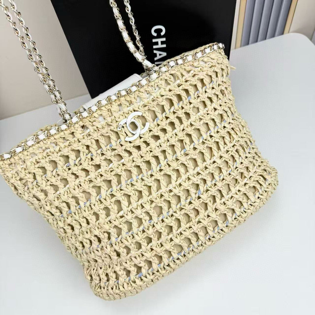 Woven Summer Shopping Tote.