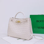 B*V | 23 New Andiamo Handbag