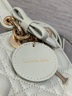 Classic Bow Top Handle Bag 🎀- Premium Quality