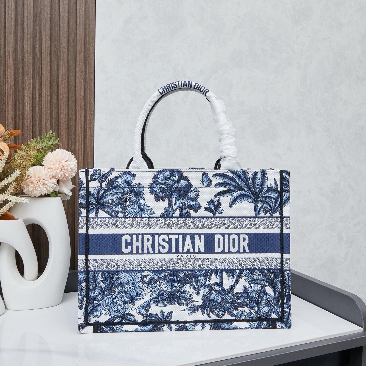 D Book Tote ( Blue Coconut Tree )