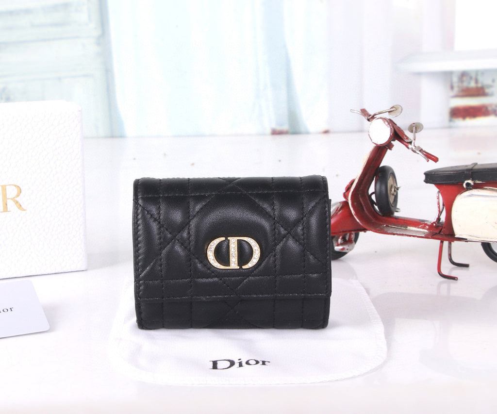 Premium Lambskin Compact Wallet with Crystal Hardware – New Season Collection