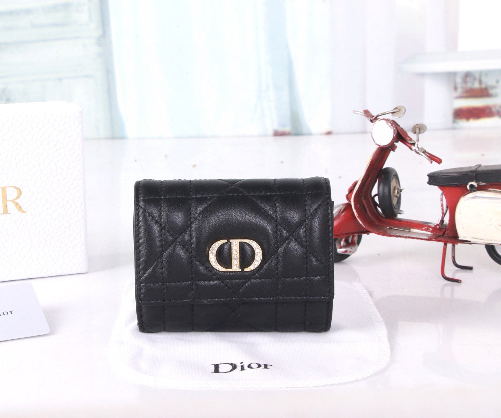 Premium Lambskin Compact Wallet with Crystal Hardware – New Season Collection