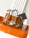New Embroidered Leather Shopping Bag with Fur Details