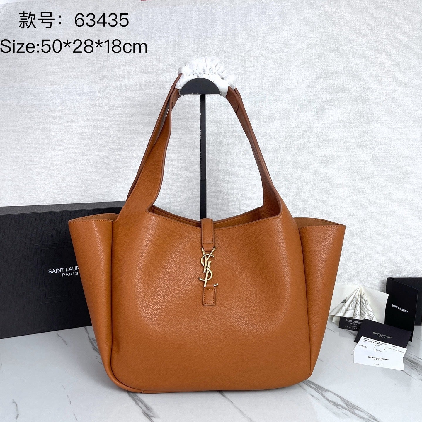 BEA High-Quality Leather Hobo Bag