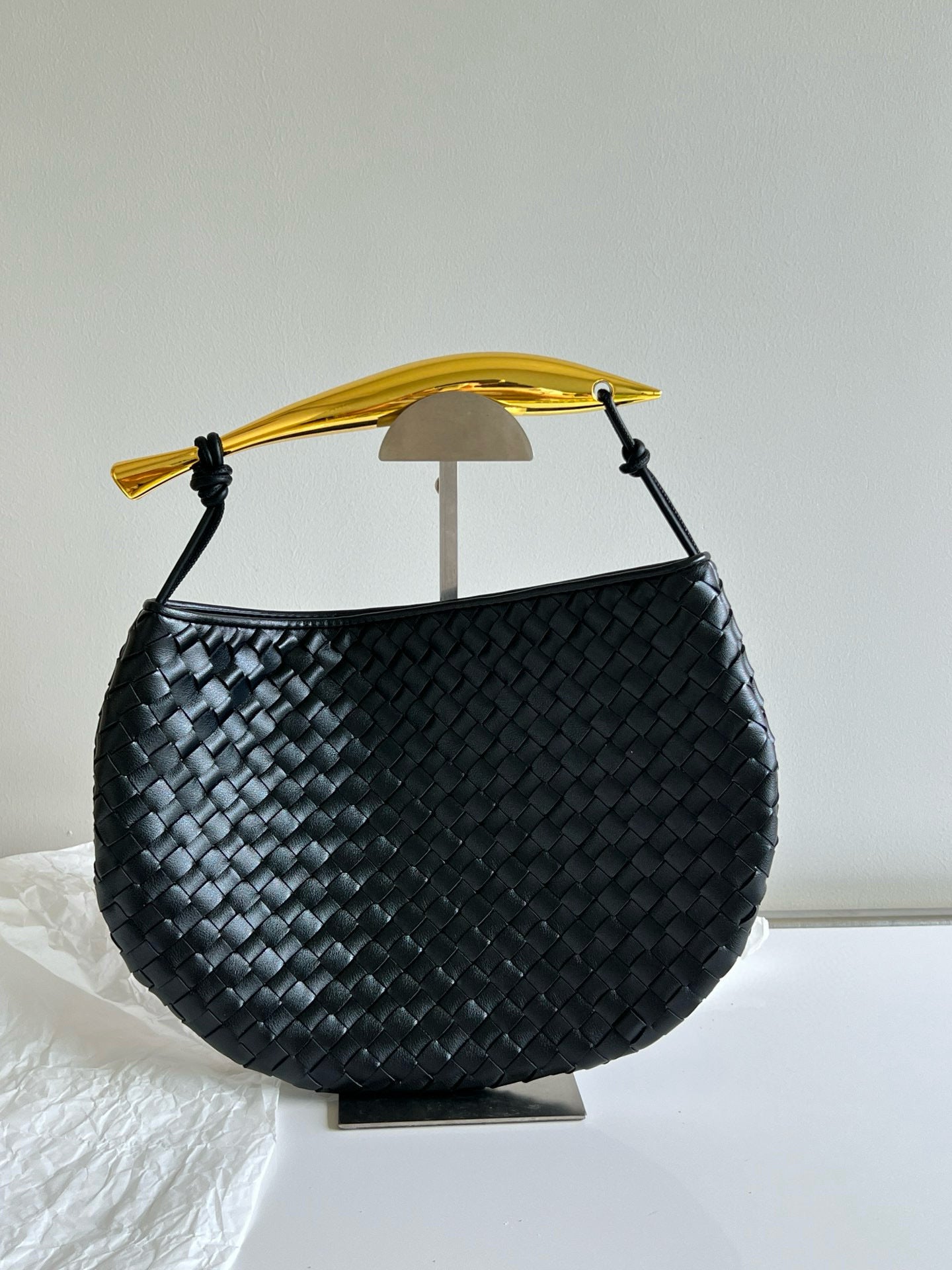 Winter New Arrival | Sardine Metal Handle Clutch