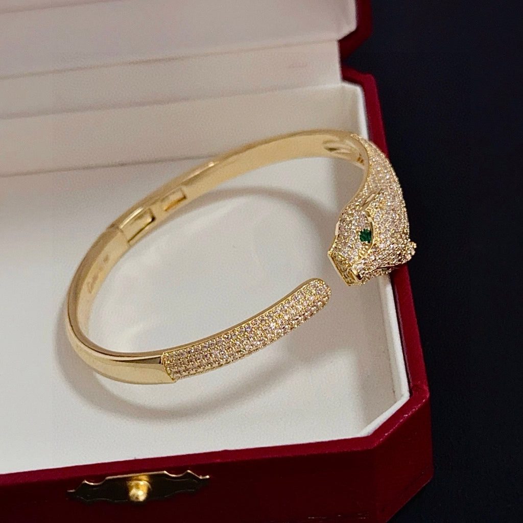 Elegant Panther Head-Inspired Diamond Bangle