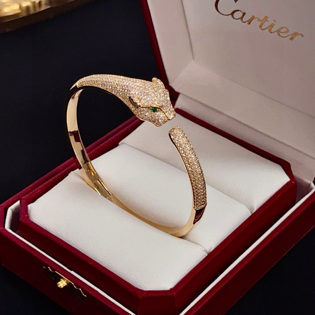 Elegant Panther Head-Inspired Diamond Bangle