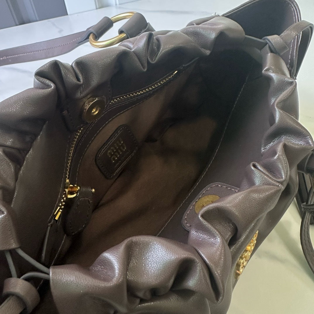 Vintage-Inspired Shoulder Bag
