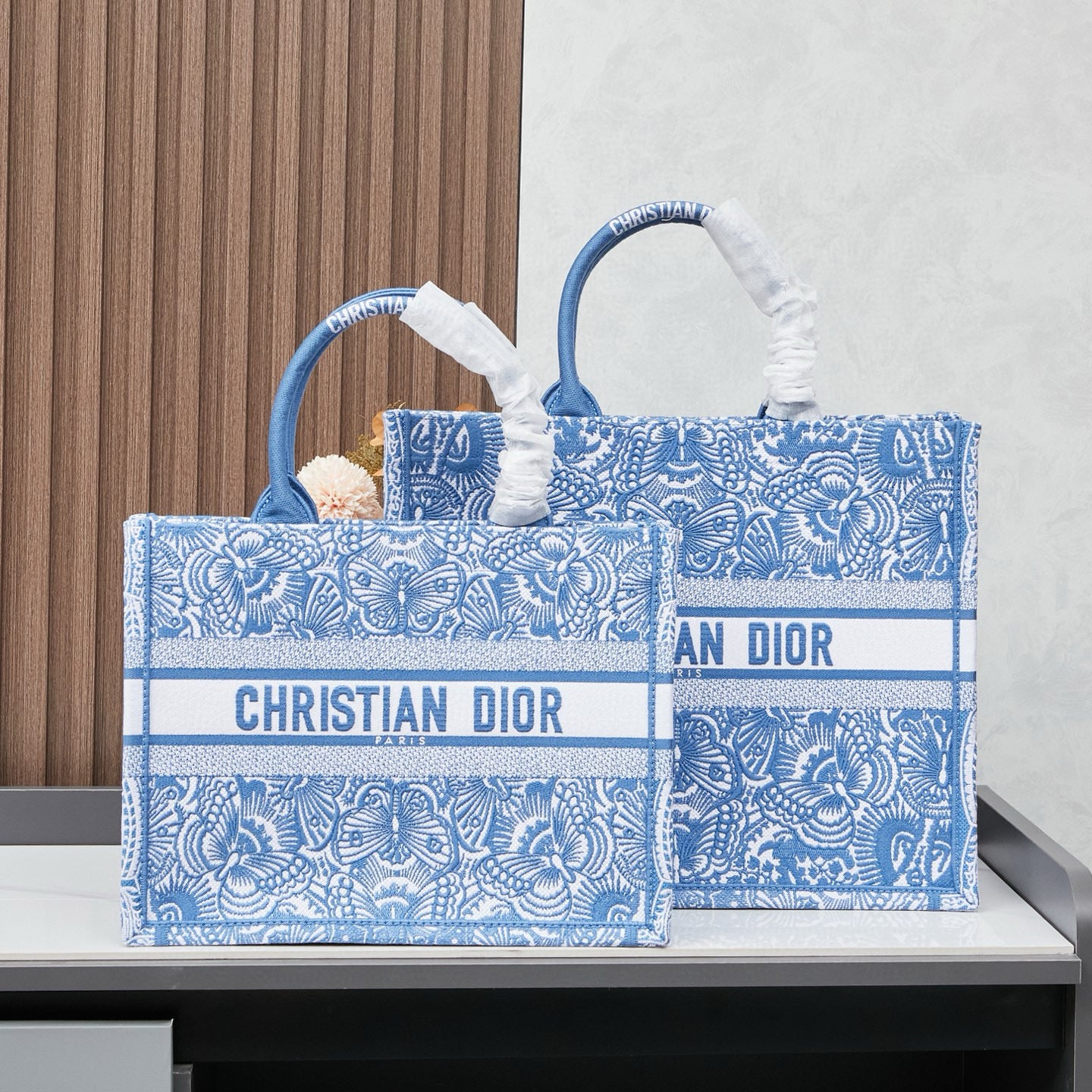 D Book Tote ( light blue butterfly )