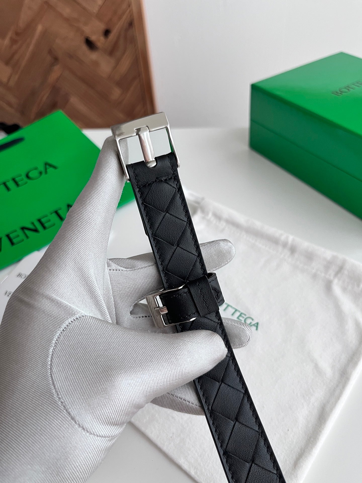 2025 New Woven Leather Belt — Small Grid Hand-Weave Design