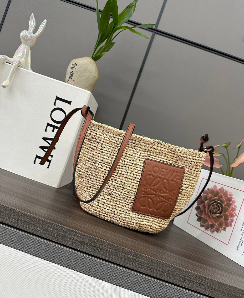 Premium Quality – Slit Raffia Pochette