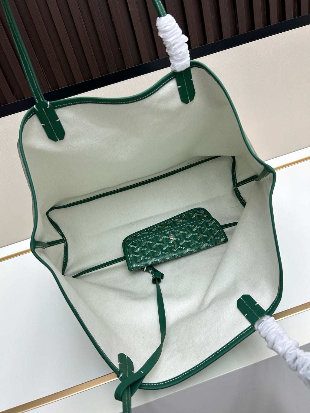 Upgraded Classic Triangle Pattern Tote.