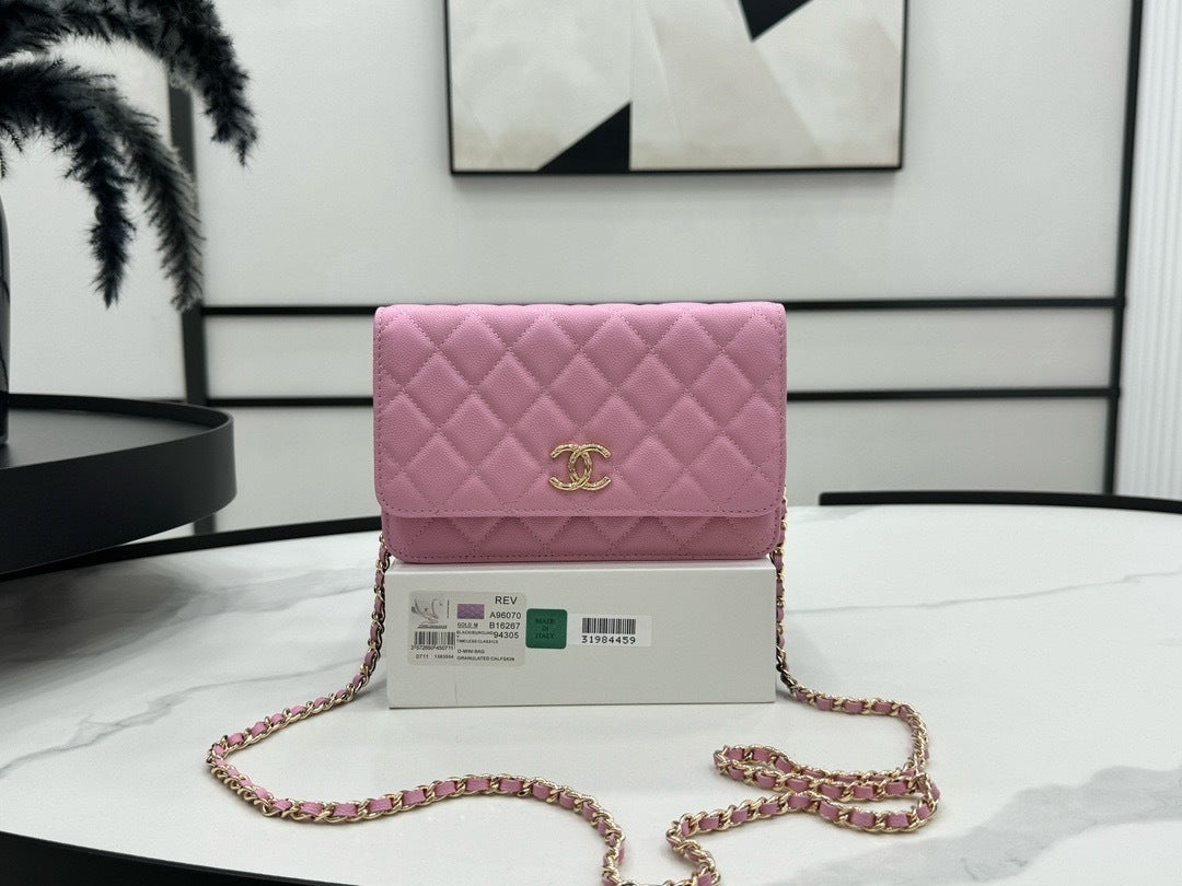 Classic Quilted Wallet-On-Chain · Premium Edition