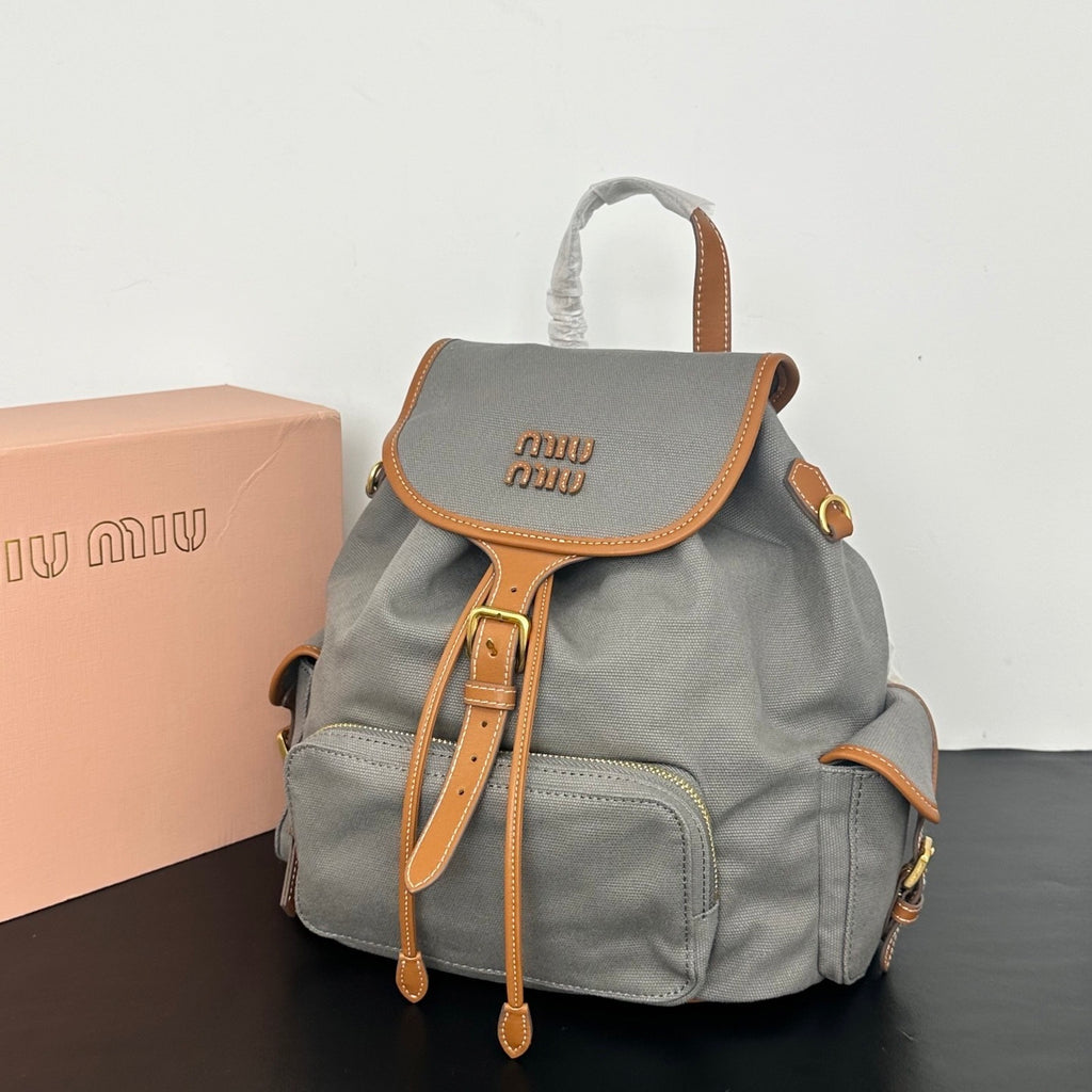 Large Canvas & Leather Backpack – Collegiate Style, 29.5cm