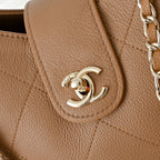 Spring Early Collection Quilted Chain Tote Bag