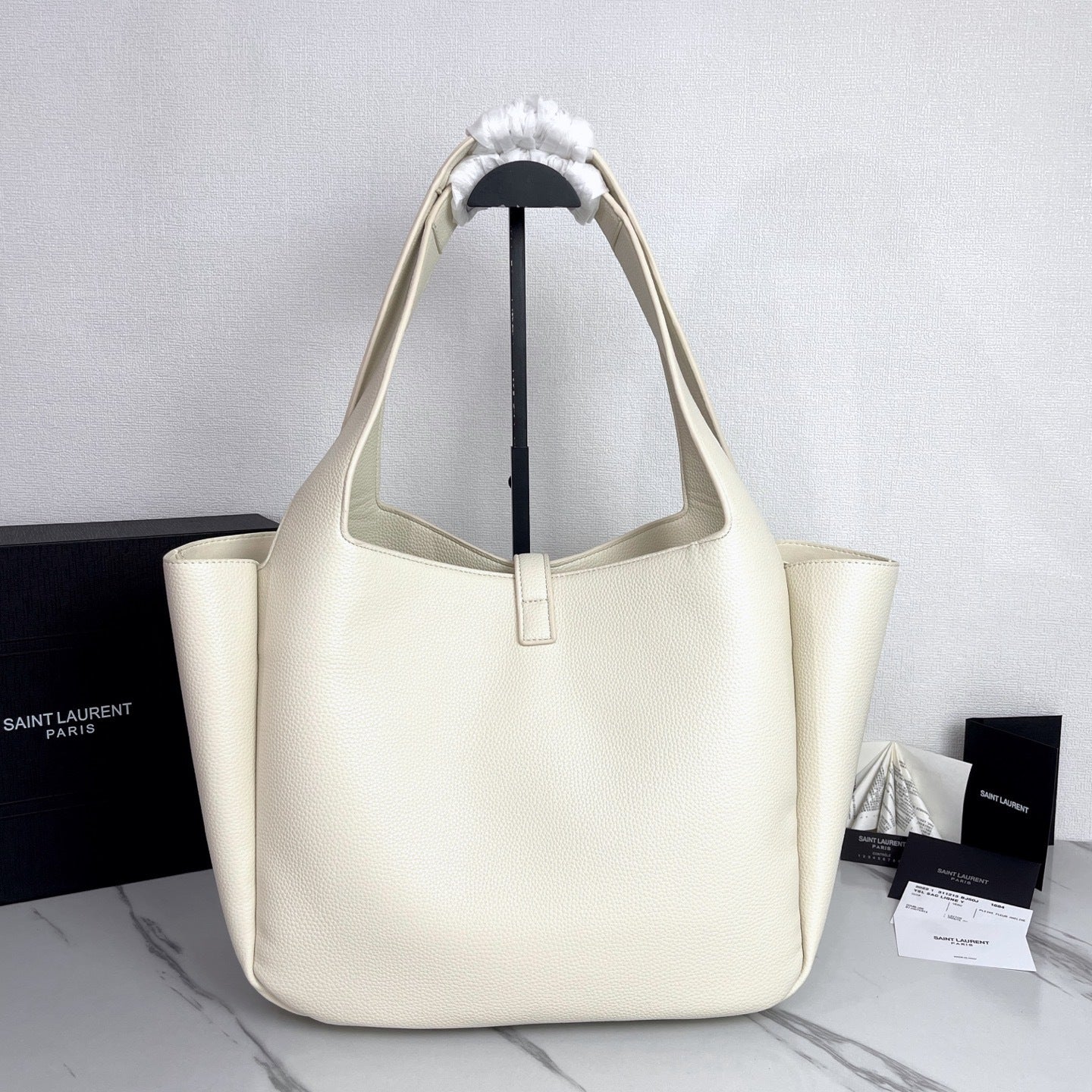 BEA High-Quality Leather Hobo Bag