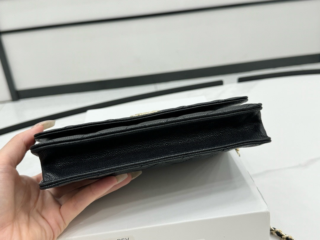Classic Quilted Wallet-On-Chain · Premium Edition