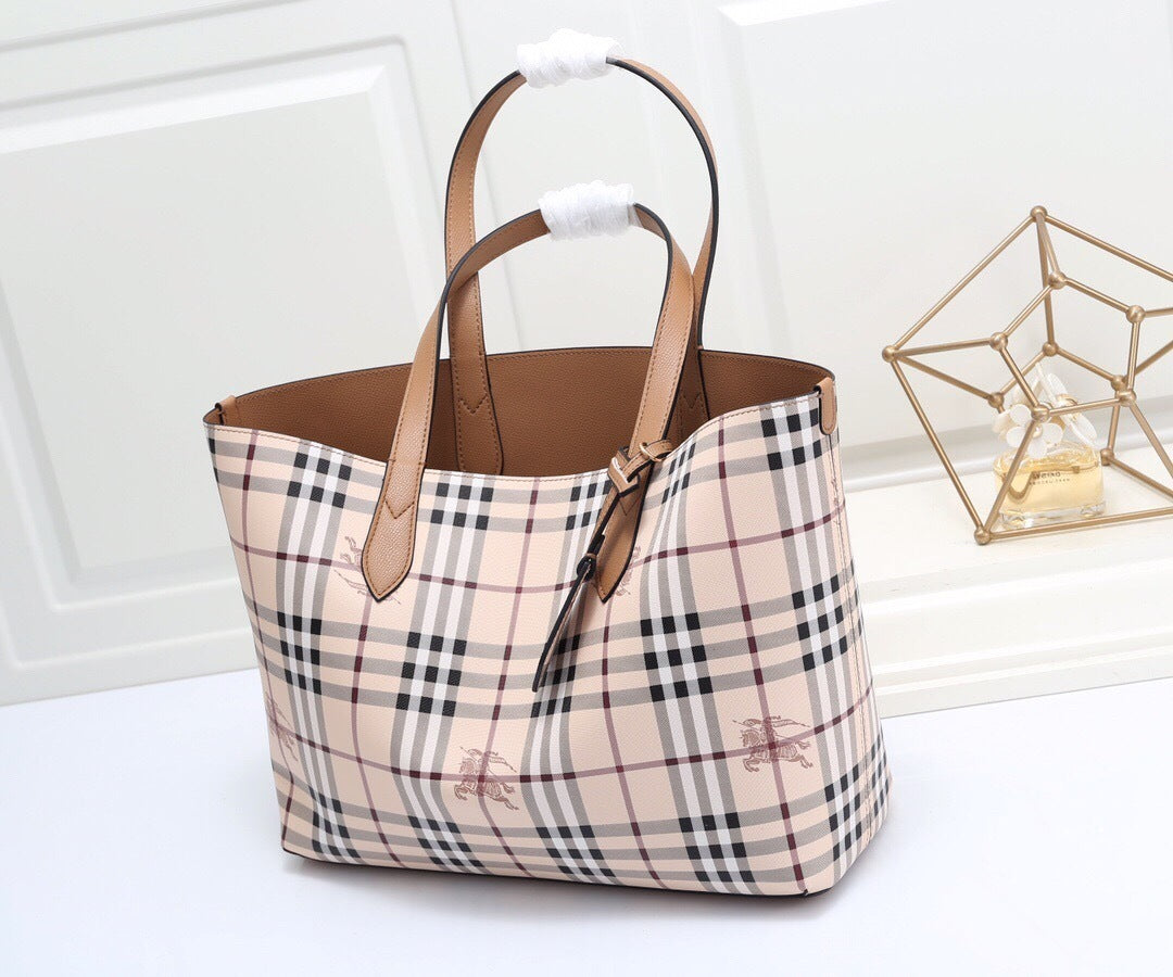 Reversible Tote Bag – Dual-Style Design