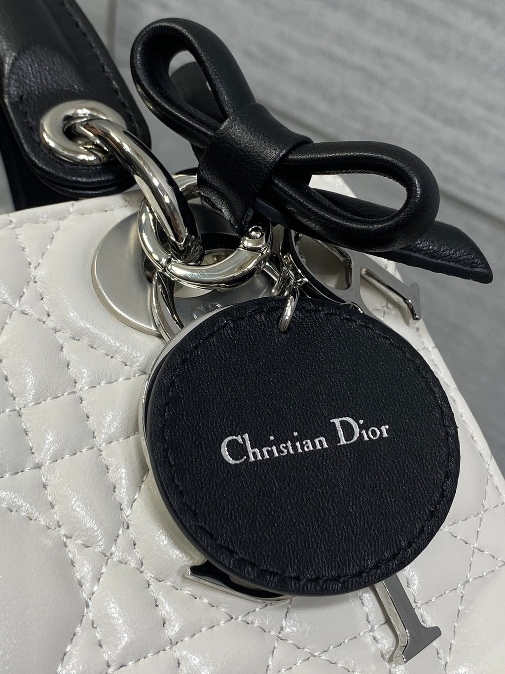 Classic Bow Top Handle Bag 🎀- Premium Quality