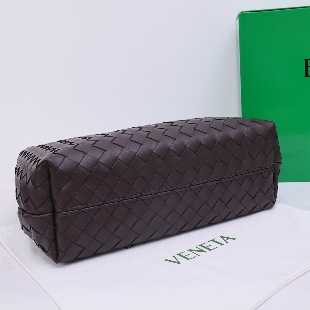 B*V | 23 New Andiamo Handbag