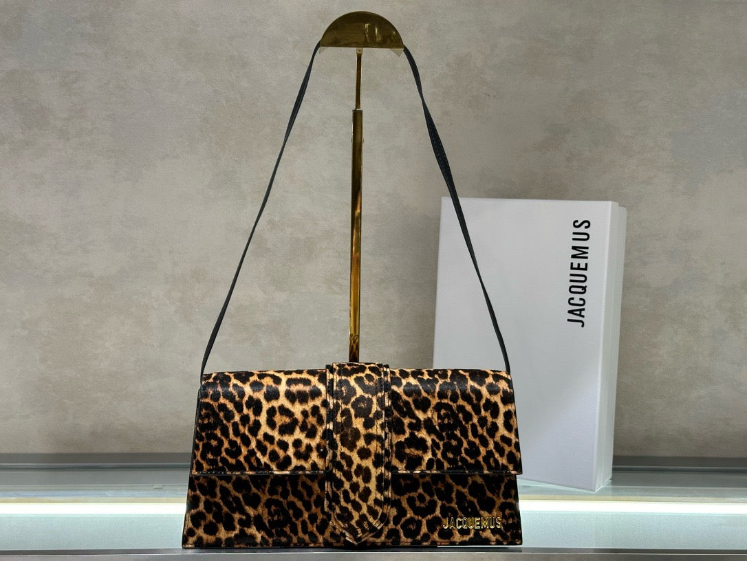 Mini Leopard Print Shoulder Clutch Bag | Convertible Design in Genuine Leather