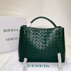 B*V | 23 New Andiamo Handbag