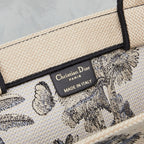 D Book Tote ( Apricot Coconut Grove )