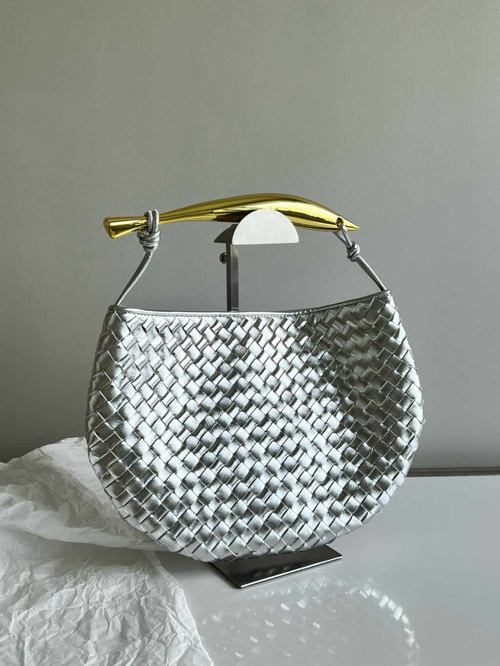 Winter New Arrival | Sardine Metal Handle Clutch