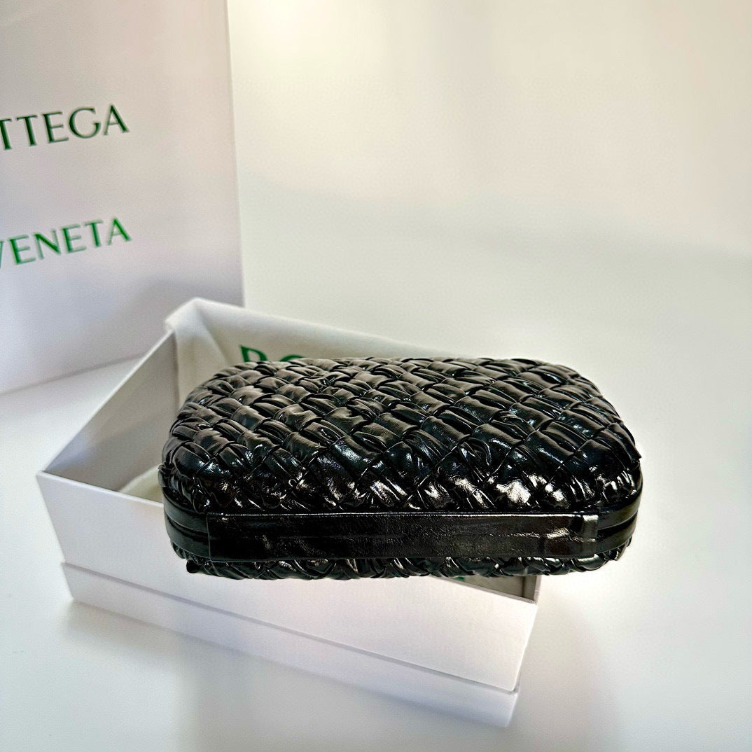 Classic Knot Evening Clutch