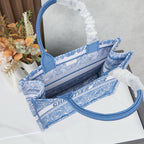 D Book Tote ( light blue butterfly )