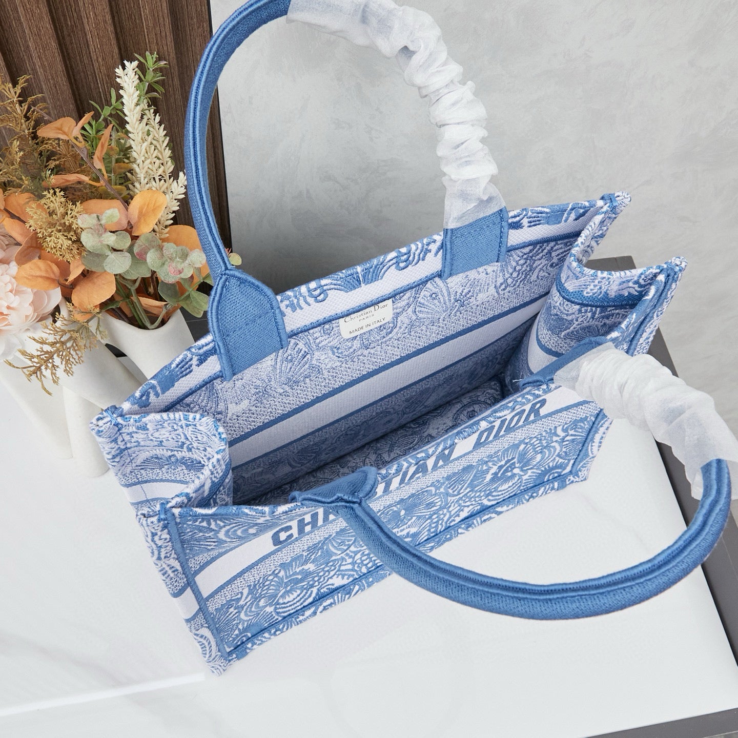 D Book Tote ( light blue butterfly )