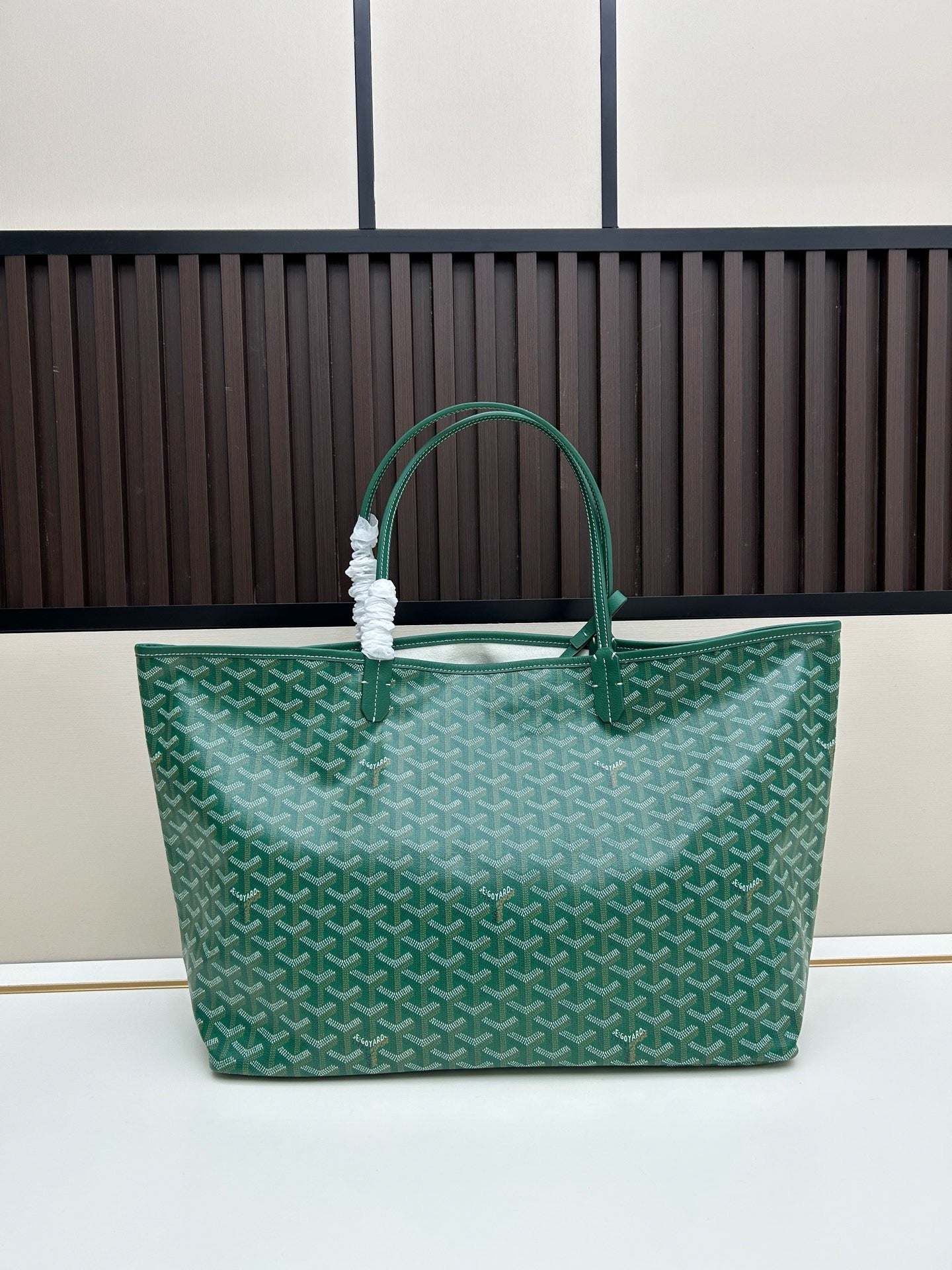 Upgraded Classic Triangle Pattern Tote.