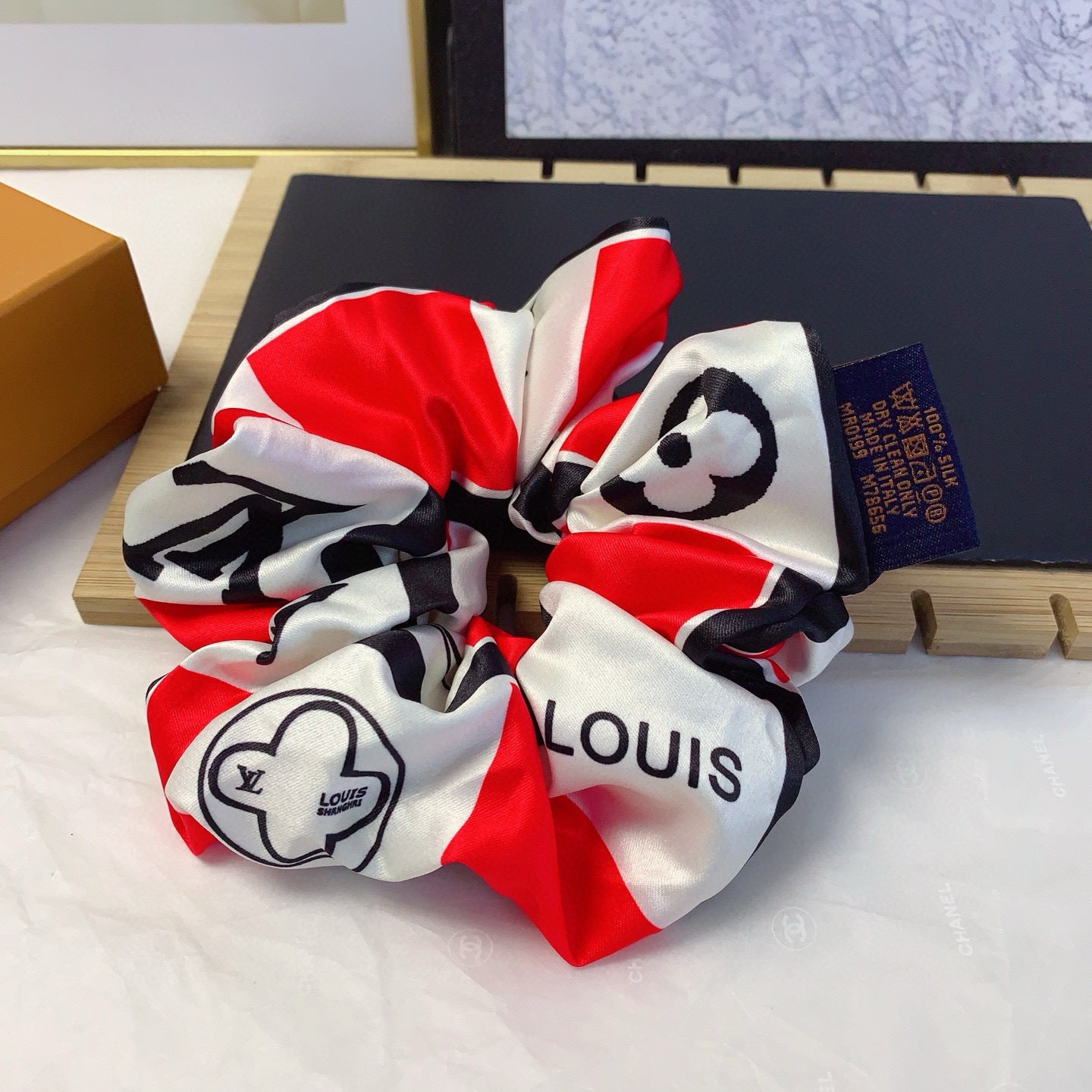 Satin Elastic Hair Tie — Elegant & Versatile
