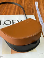 Compact Two-Tone Leather Shoulder Bag – Adjustable Strap, 17.8cm