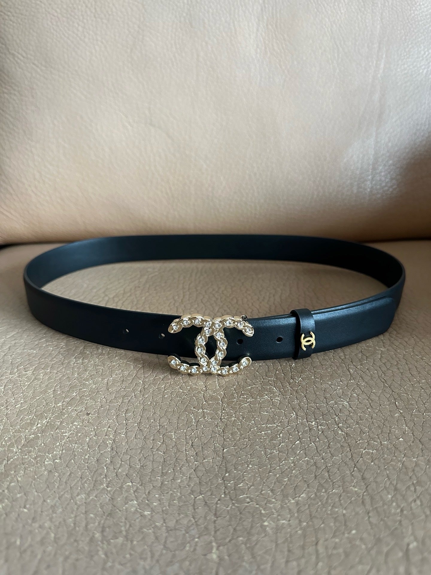 Classic Double Logo Chain Belt (Red)