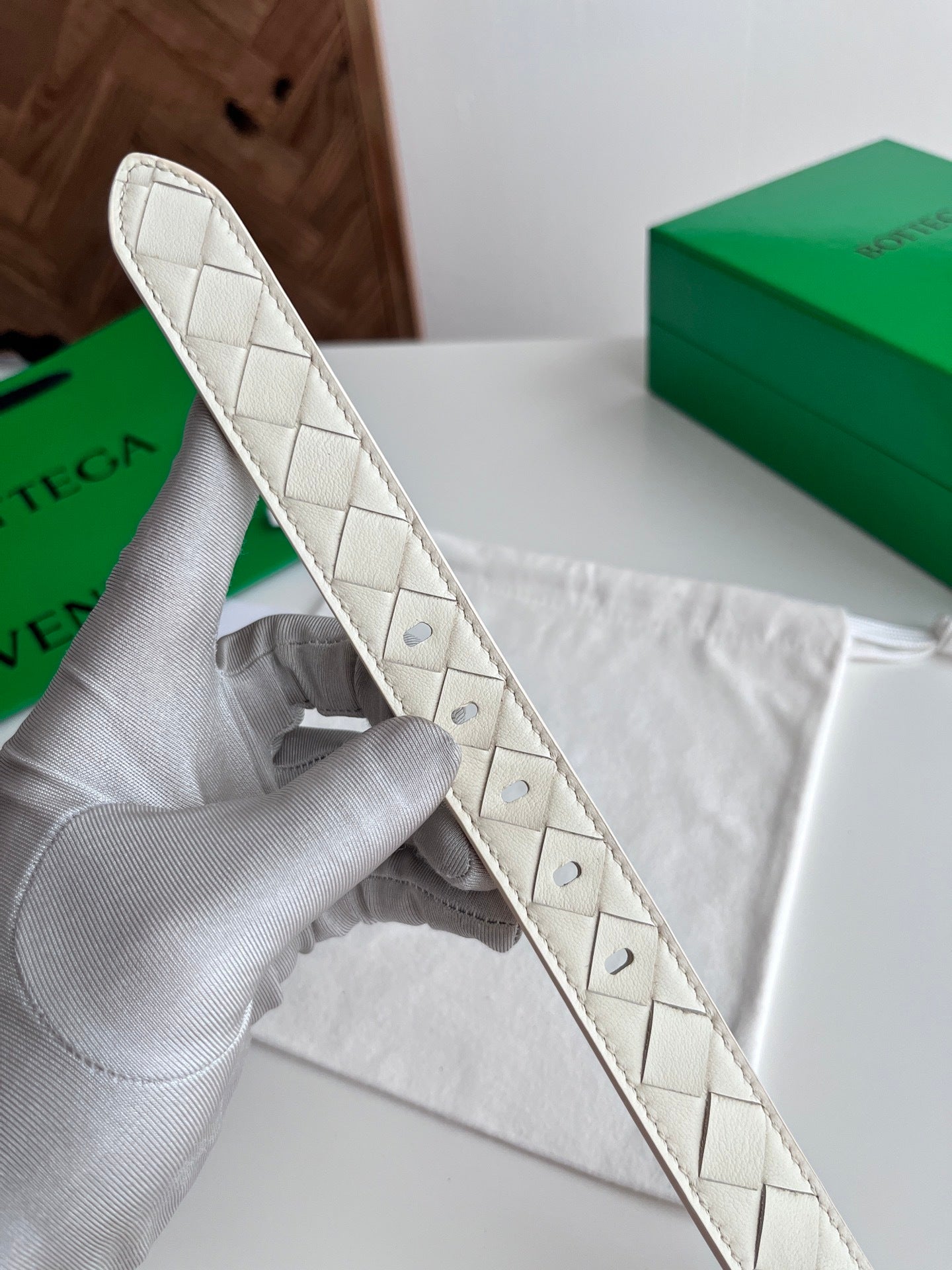 2025 New Woven Leather Belt — Small Grid Hand-Weave Design
