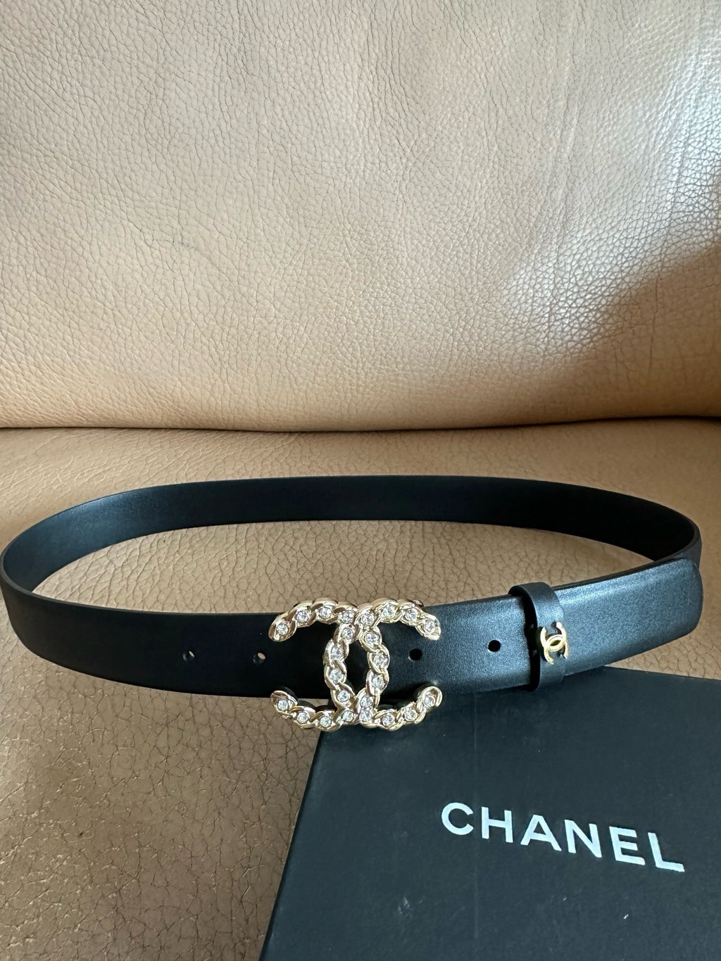 Classic Double Logo Chain Belt (Red)