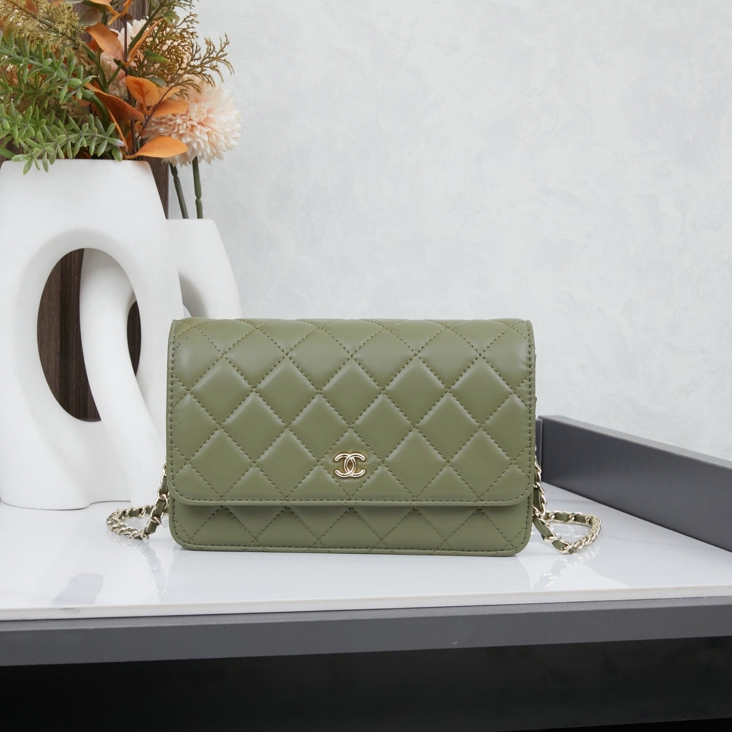 Quilted Calfskin Wallet-On-Chain Bag