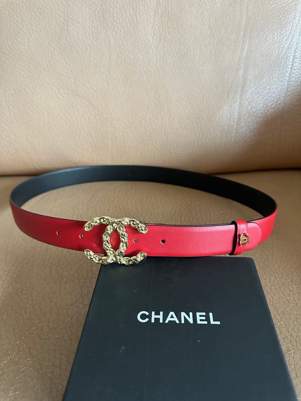 Classic Double Logo Chain Belt (Red)