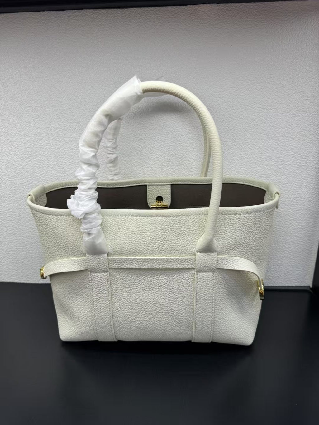 Premium Leather Vintage-Style Top-Handle Tote Bag