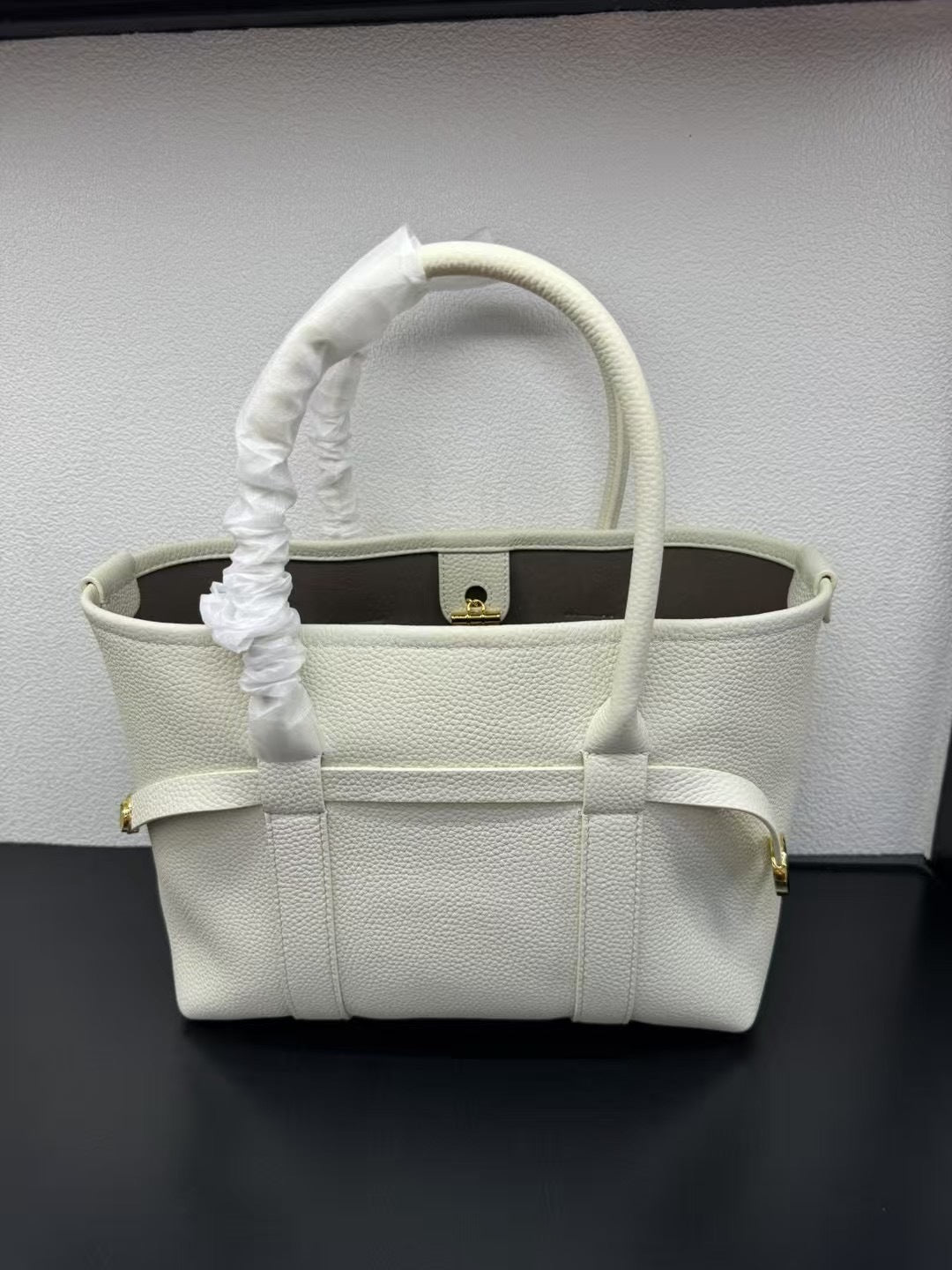 Premium Leather Vintage-Style Top-Handle Tote Bag