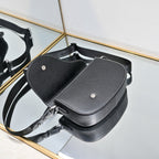 Fall Oblique Saddle Messenger Bag