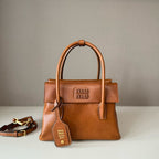 Vintage-Inspired Top Handle Bag – Dual-Flap Design