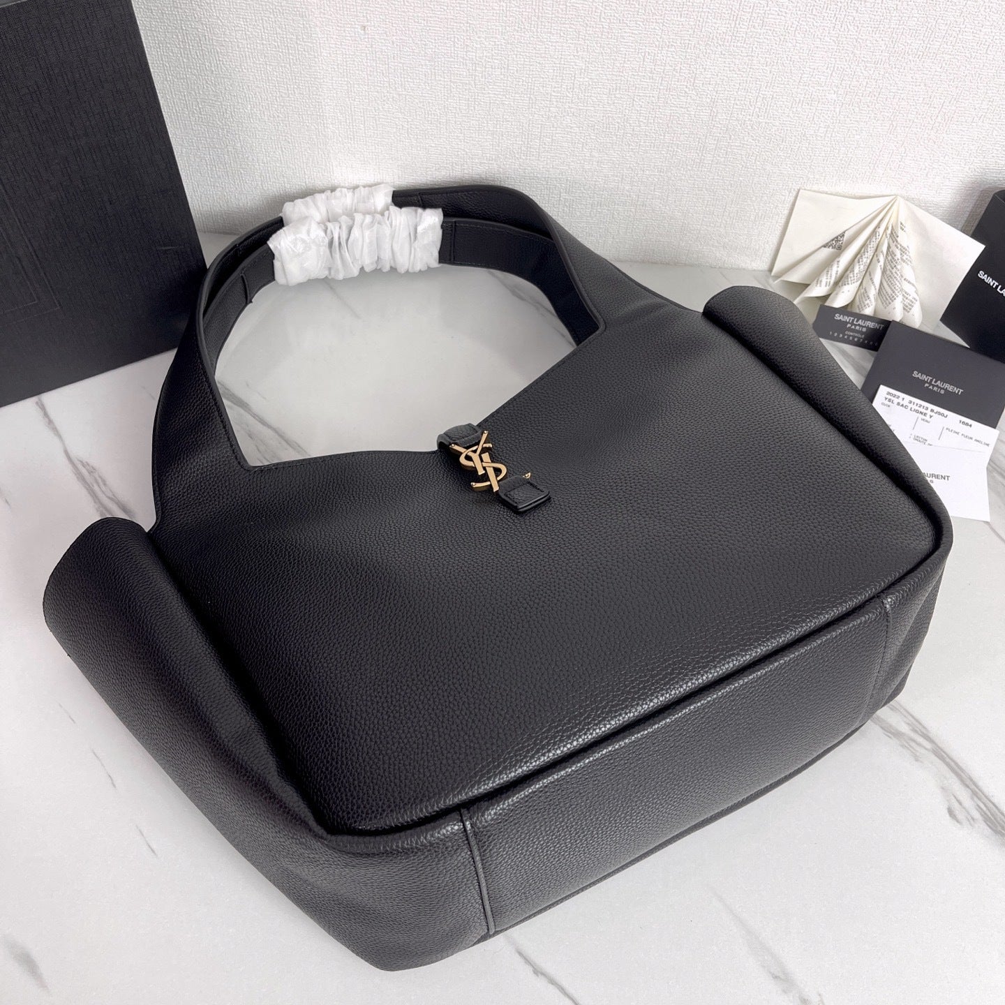 BEA High-Quality Leather Hobo Bag