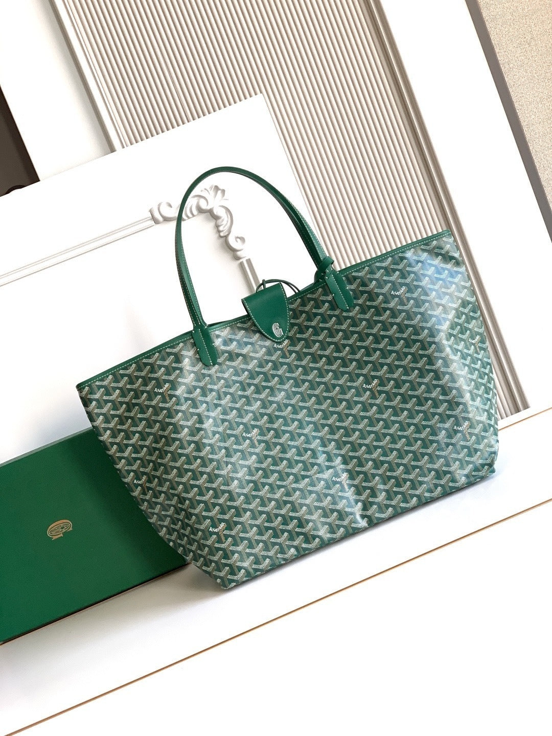Large Capacity Designer Tote Bag – (Premium Quality )