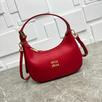 Full-Grain Leather Shoulder Bag – Minimal Chic