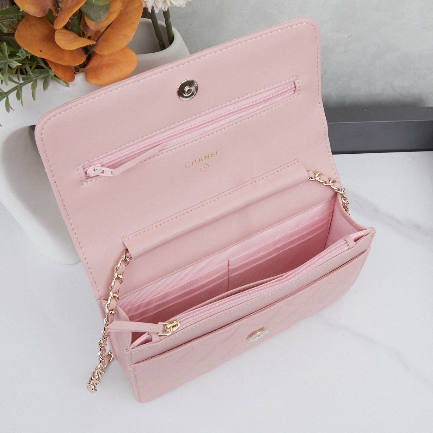 Quilted Calfskin Wallet-On-Chain Bag